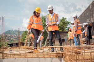 ingénieur safe construction sur un chantier